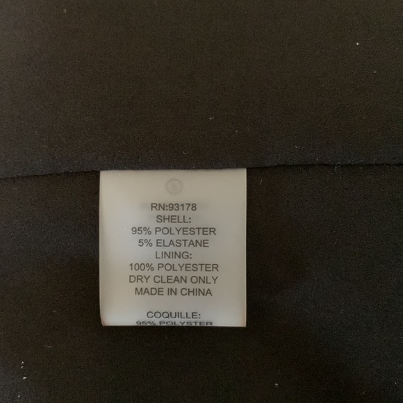 Elie Tahari 2 button jacket - Picture 9 of 10